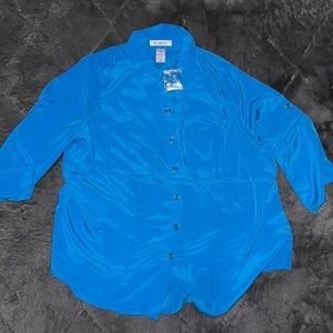 Roaman’s new size 16 shirt